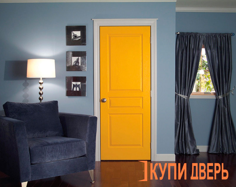 Двери межкомнатные МДФ крашенные желтые в комнате