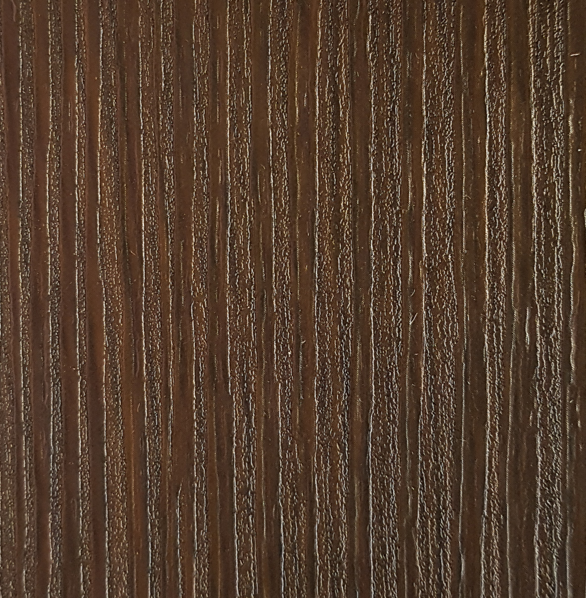 Темный орех,Доминика